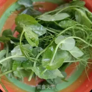 Make Peas with hot cucumber noodles step 0