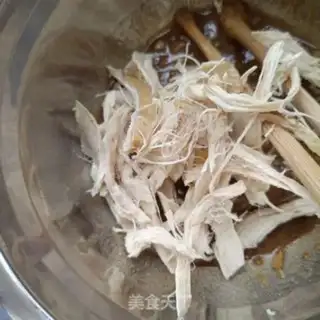 Make The cucumber pelt with chicken chest step 6