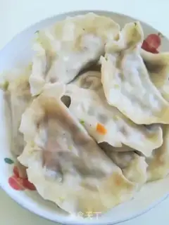 Make Beef pig-toe fish dumplings step 8