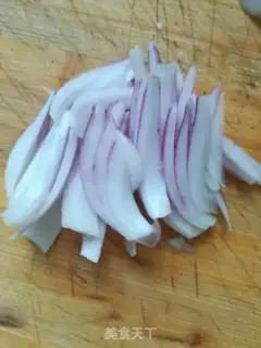 Make Scrambled sprouts step 1