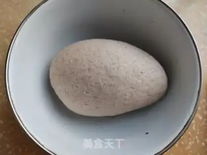Make Black all-melon meat bag step 1