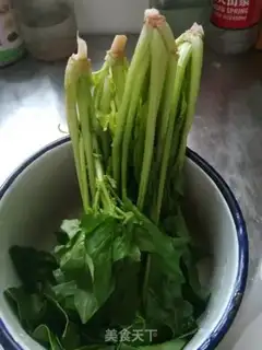 Make Spinach bean sprouts step 1