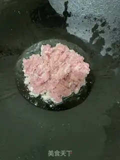 Make Pumpkin chicken-leg rice step 1