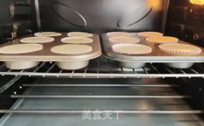 Make A waterless honey cake step 16