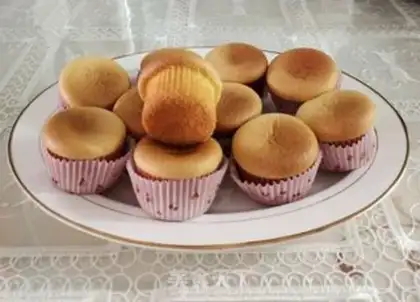 Make A waterless honey cake step 17
