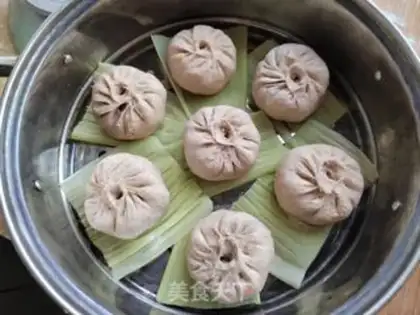 Make Black all-melon meat bag step 12