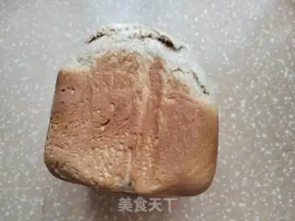 Make Eggs black and full of wheat toast step 3