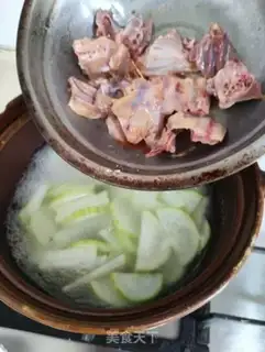 Make Chicken bone soup step 4