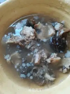 Make Chicken soup, mushrooms hanging step 2