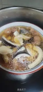 Make The king of the sea coconut egg glue chicken soup step 9
