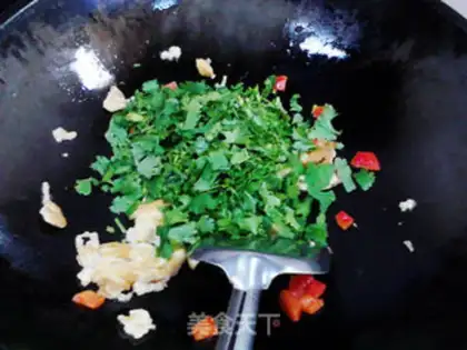 Make Quisine fried eggs step 7