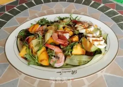 Make Fruit and vegetable egg shrimp salad step 7