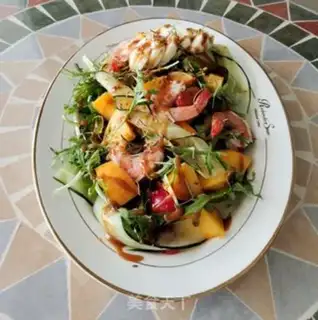 Make Fruit and vegetable egg shrimp salad step 8