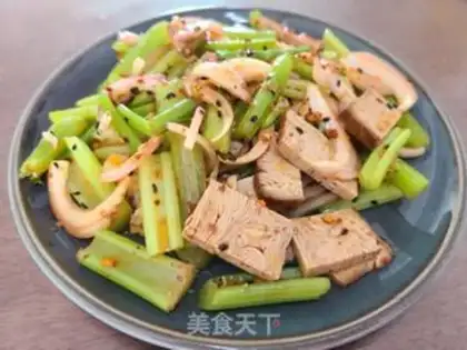 Make Five tofu celery with onions step 7