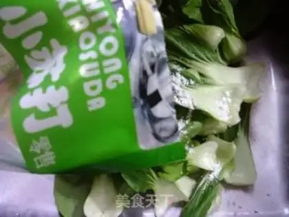 Make Shanghai food step 1