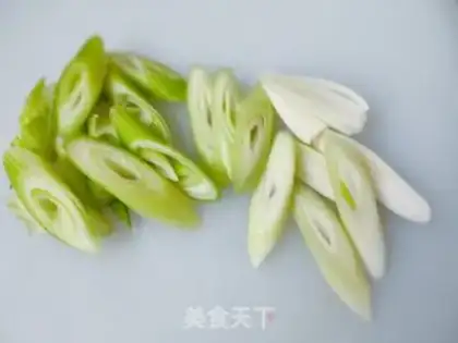 Make The onion is cold step 1