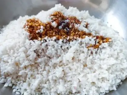 Make Salted egg and yellow meat step 4