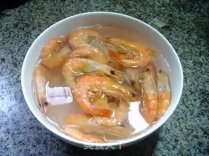Make Shrimp smelt soup step 1