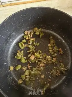 Make Pyramid gravy step 5