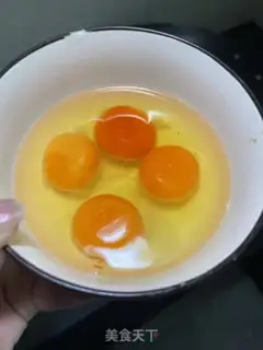 Make Pyramid eggs step 2