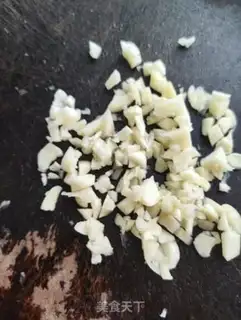 Make Garlic black tiger shrimp step 2