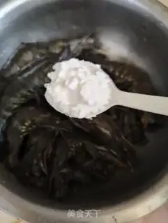 Make Garlic black tiger shrimp step 3