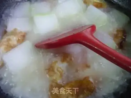 Make Shrimp fried eggs and melon soup step 9