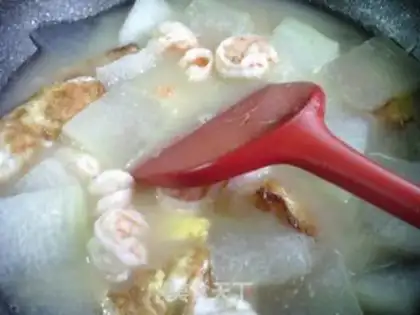 Make Shrimp fried eggs and melon soup step 16
