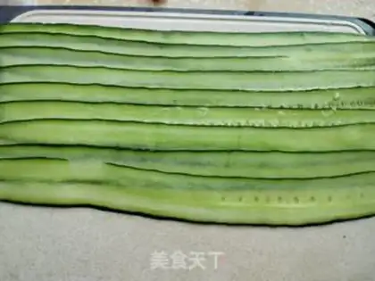 Make Egg potato mashed cucumber roll step 4