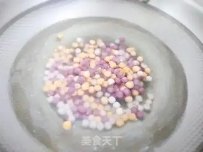 Make Taco milk tea step 1