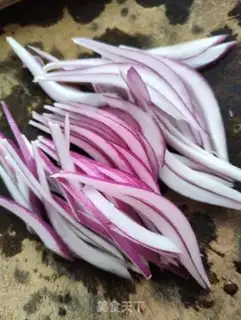 Make Almond onion onions step 1