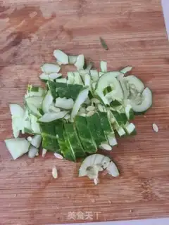 Make cucumber with tomato onions step 0
