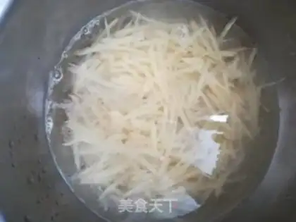 Make Spicy potatoes step 1