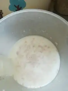 Make Milky eggs with noodles step 2