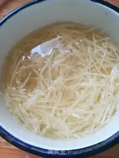 Make Frozen potatoes step 1