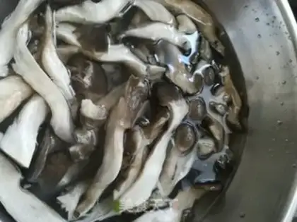 Make Mushroom gravy step 3