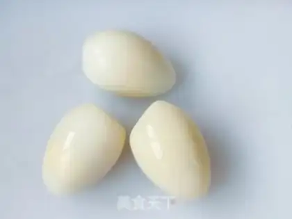 Make Onions and eggs step 2