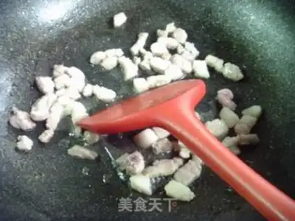 Make Five flowers white and fried beans step 6