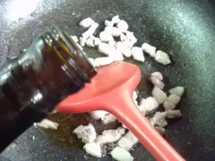 Make Five flowers white and fried beans step 7