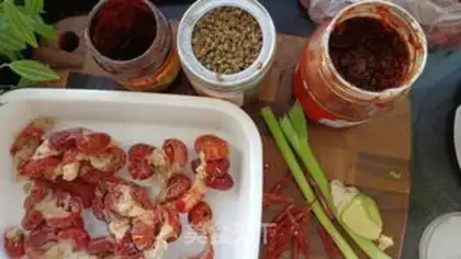 Make Spicy lobster tail step 0
