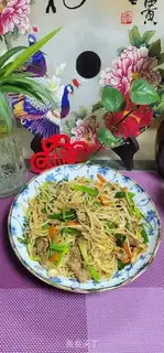 Make Skinny onion green bean sprouts Noodles step 12