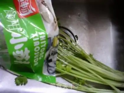 Make Green bean sprouts step 1