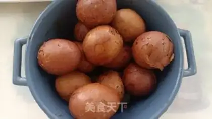 Make Five spicy tea eggs step 12