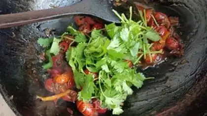 Make Spicy lobster tail step 11