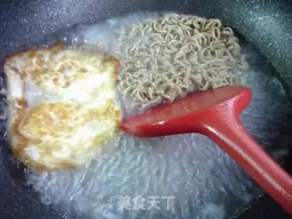 Make The vealed eggnog noodles step 2