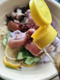 Make Lemon pig hand step 10