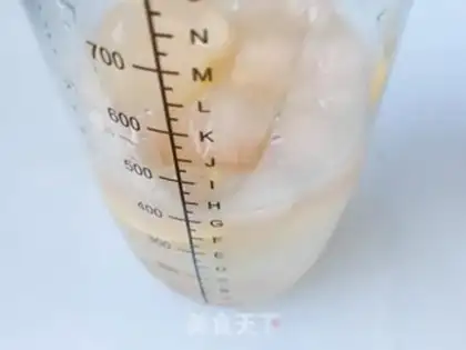 Make Ice lemonade step 2