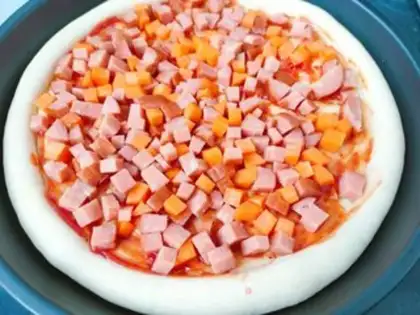 Make Black pepper ham pizza step 8