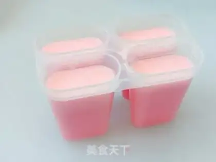 Make Homemade strawberry ice cream step 4