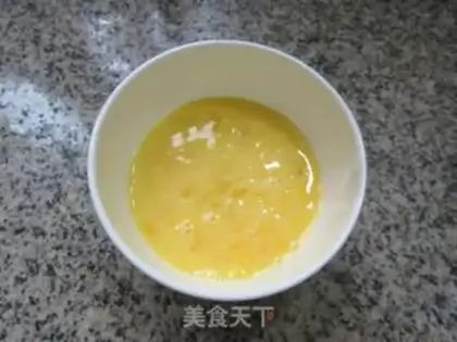 Make Eggs and cucumbers step 2